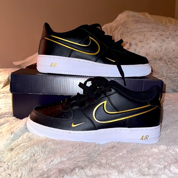 New Air Force '07 LV8 Retro shoes BLACK GOLD WHITE